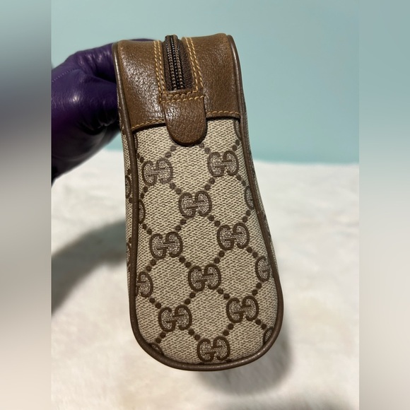 GUCCI Clutch / Pouch in Sheryline. Authentic and pre-owned. - Picture 5 of 11